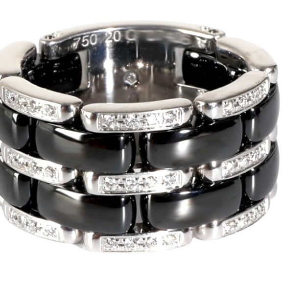 ⨠Stunning One Of A Kind CHANEL Ultra Diamond Black Ceramic 18k White Gold Ring⨠- Picture 2 of 16